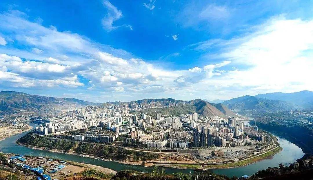 魅力四川，探索天府之国的自然风光与人文风情🌿🏞️